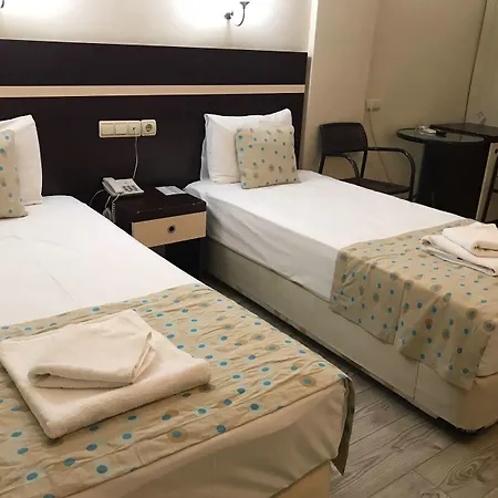 Luna Lara Hotel 2*