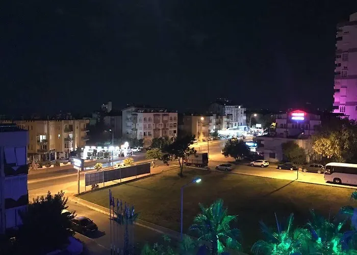 Ξενοδοχείο Luna Lara 2*