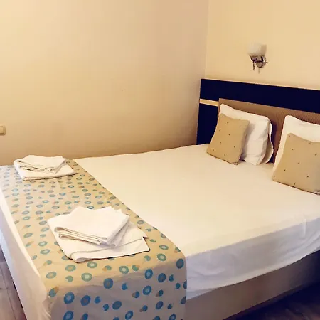 Luna Lara 2* אנטליה